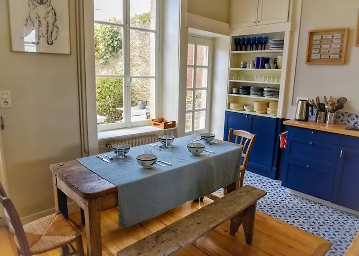 Elegante Maison Avec Jardin Barfleur